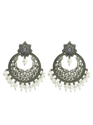 Silver-plated chandbali drop earrings 2