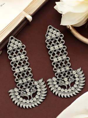Silver-plated antique long drop earrings 1