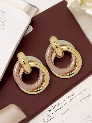 Gold-plated round shape classic stud earrings 1