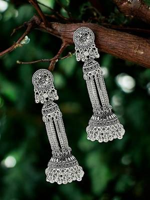 Silver plated oxidized drop earrings 1