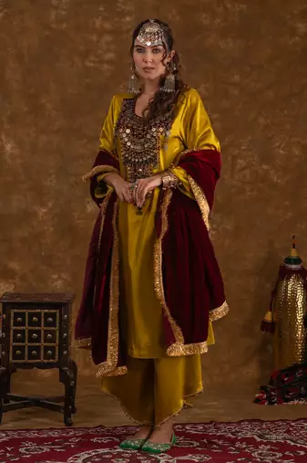 Shaira 3 pc kurta set