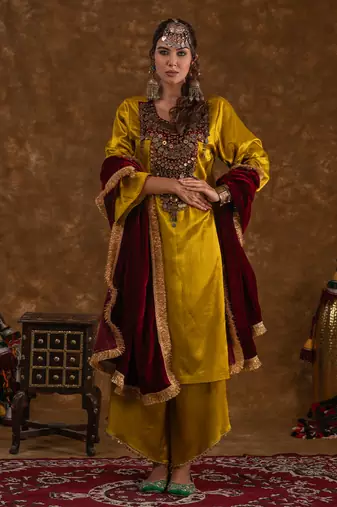 Shaira 3 pc kurta set