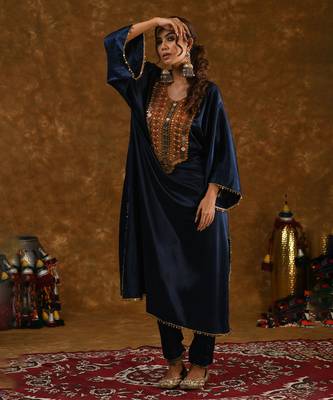 Zahra 3 pc kurta set 5