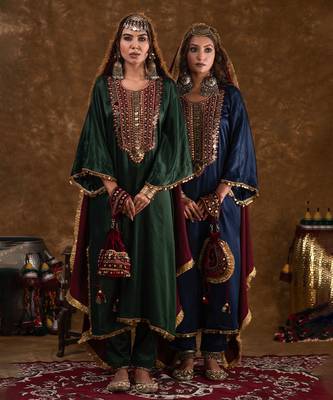 Zahra 3 pc kurta set 4
