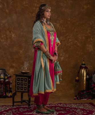 Layla 3 pc kurta set 1