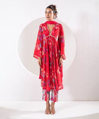 Madhubala red suit set 1