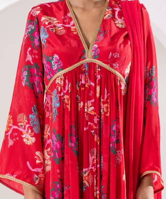 Madhubala red suit set 2