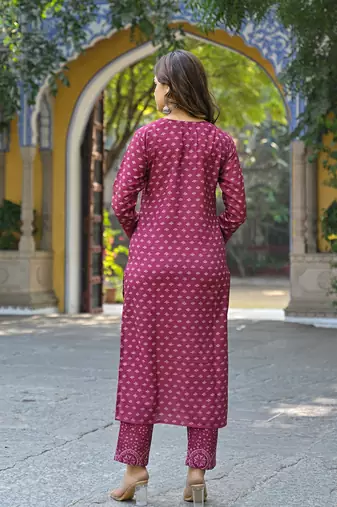 Maroon Cotton Printed Floral Design Kurti