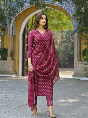 Maroon Cotton Printed Floral Design Kurti 5
