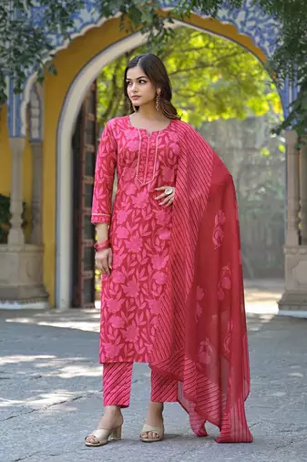 Women red cotton blend floral printed straight kurta trousers with dupatta