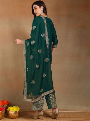 Women teal silk blend solid straight festive kurta palazzos with dupatta 4
