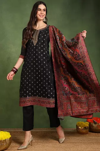Women black silk blend solid woven design straight kurta trousers with dupatta
