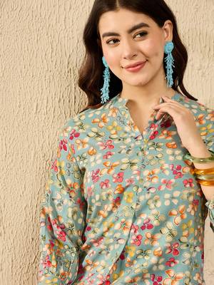 Women blue viscose rayon floral printed regular top 1