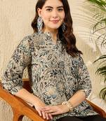 Women blue silk blend floral printed regular top