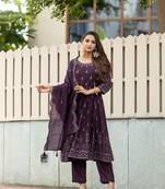Women printed regular kurta with trousers & with trousers & with dupatta