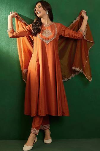 Women's Silk Blend Embroidery Anarkali Kurta Pant Set with Dupatta