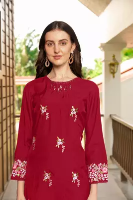 Maroon hand embroidery art silk straight cut kurta & pants set 5