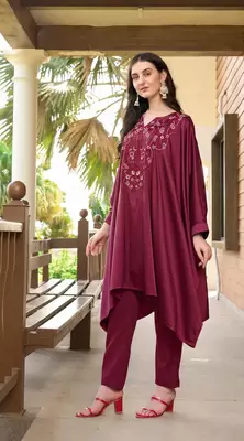Maroon hand embroidery satin asymmetrical  kurta & 4