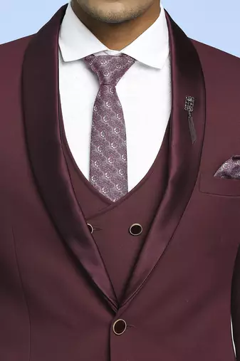 Wine suit with detachable lapel and reversible waistcoat