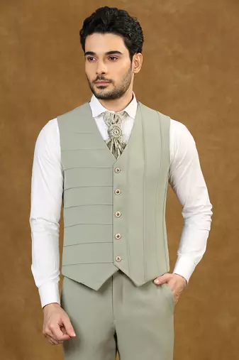 Pista green jacquard high neck suit with scarf