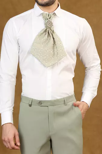 Pista green jacquard high neck suit with scarf