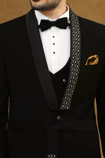 Black solid japanese fabric suit with waist belt