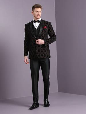 Black velvet ethnic motif embroidered suit 2