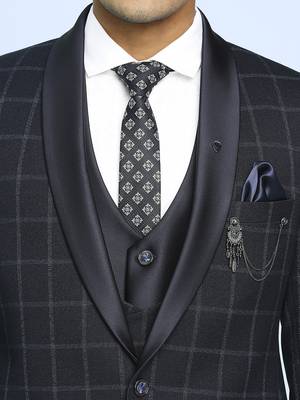 Dark blue suit with light blue checks 3