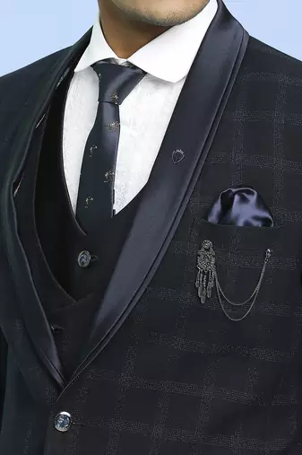Dark blue checkered suit with white lining bold checks