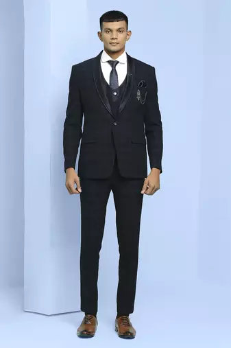 Dark blue checkered suit with white lining bold checks