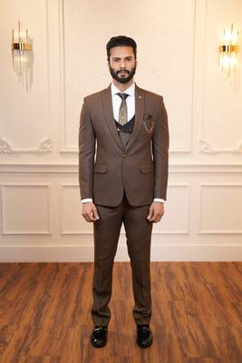 Brown suit with printed waistcoat 1