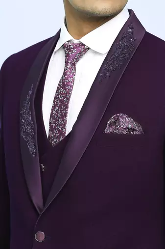 Wine suit with boota embroidery on lapels