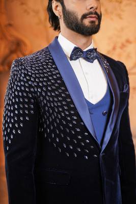 Navy blue velvet tuxedo with leaf hand embroidery 4
