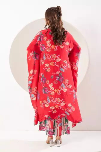 Saavni red kaftan set
