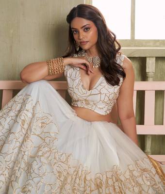 OFF WHITE NET FABRIC LAHENGA CHOLI WITH SEQUINS AND THREAD EMBROIDERY WORK 5