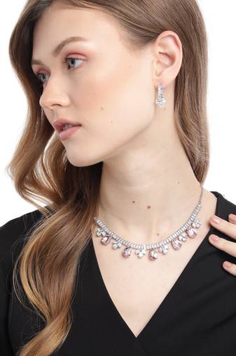 White Color American Diamond Crystal Stone Work Choker Jewelry Set For Women