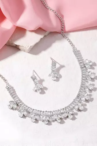 White Color American Diamond Crystal Stone Work Choker Jewelry Set For Women