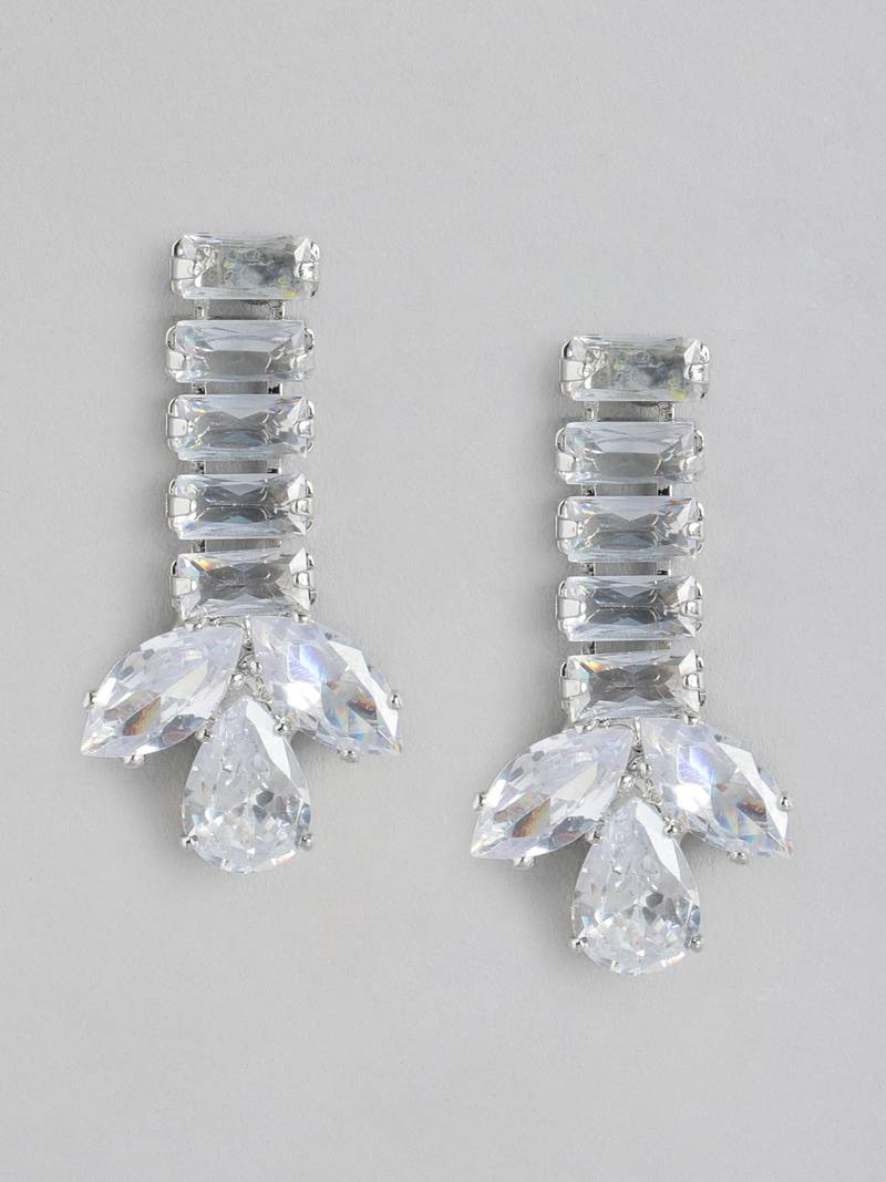 White Color American Diamond Crystal Stone Work Choker Jewelry Set For Women