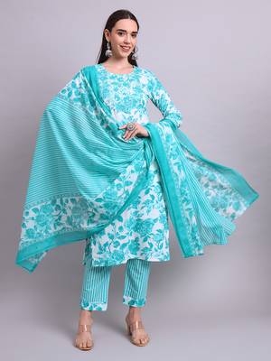 green cotton floral printed & embroidery work kurta with trousers & dupatta set 2