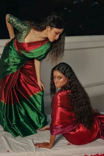 Huts and looms red and green handloom tissue saree
