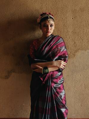 silver and purple striped handloom tissue saree 3