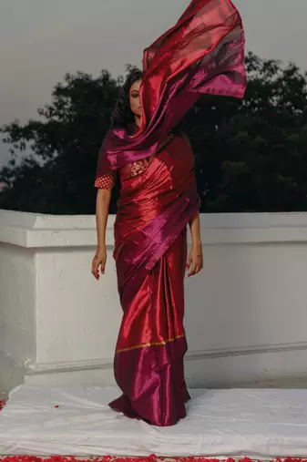 Huts and looms red and purple handloom tissue saree