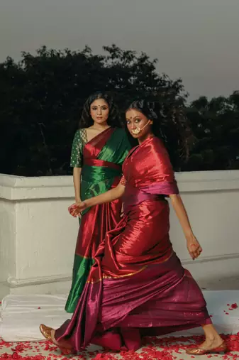 Huts and looms red and purple handloom tissue saree