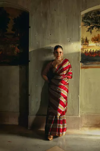 Huts and looms multicolour striped handloom tissue saree