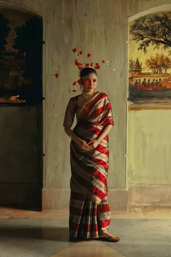 Huts and looms multicolour striped handloom tissue saree
