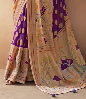 Violet pure georgette floral printed saree 4