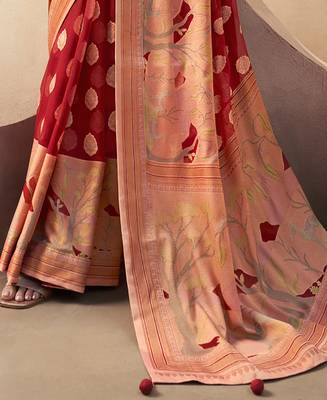 Red pure georgette floral printed saree 4