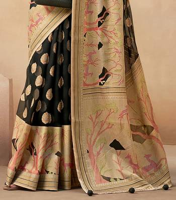 Black pure georgette floral printed saree 4
