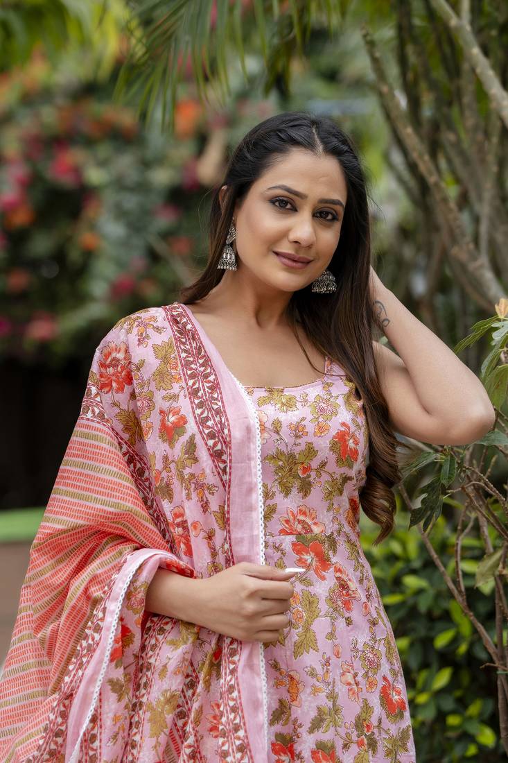 Pink printed cotton long kurta set