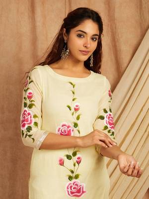 Yellow hand painted long cotton kurta set 5